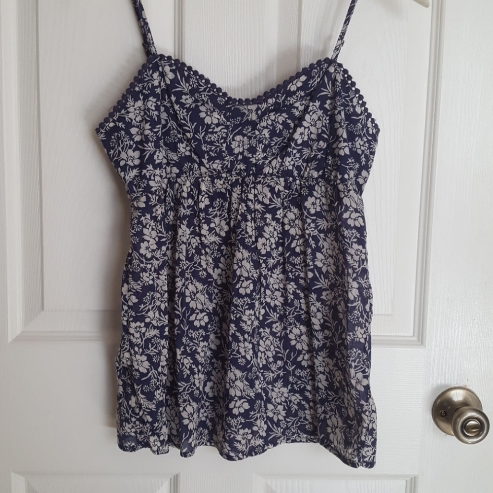 Old Navy Floral top